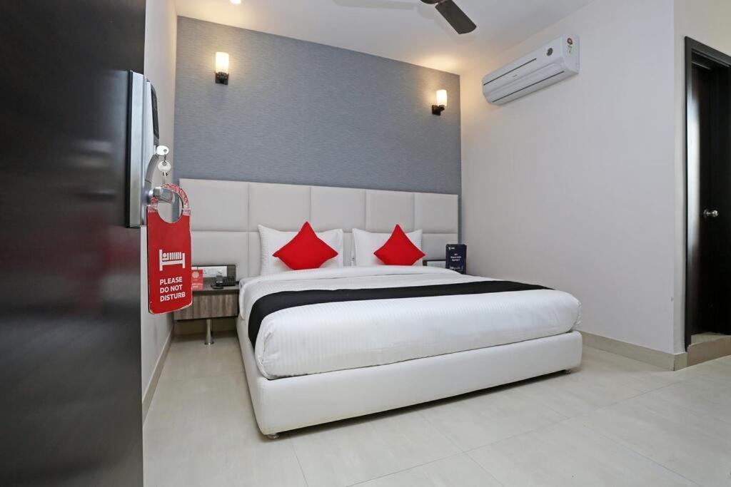 Mavens Inn Gurgaon Extérieur photo