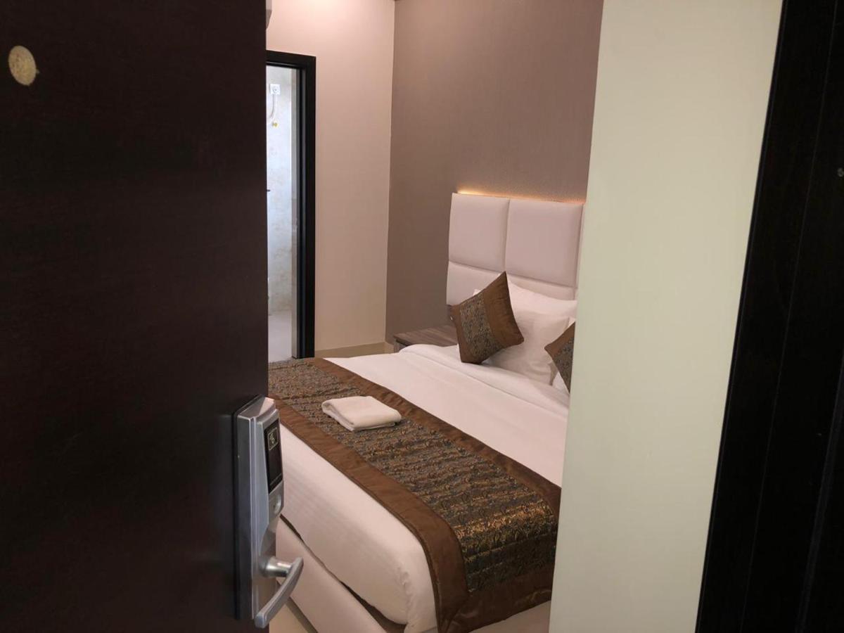 Mavens Inn Gurgaon Extérieur photo